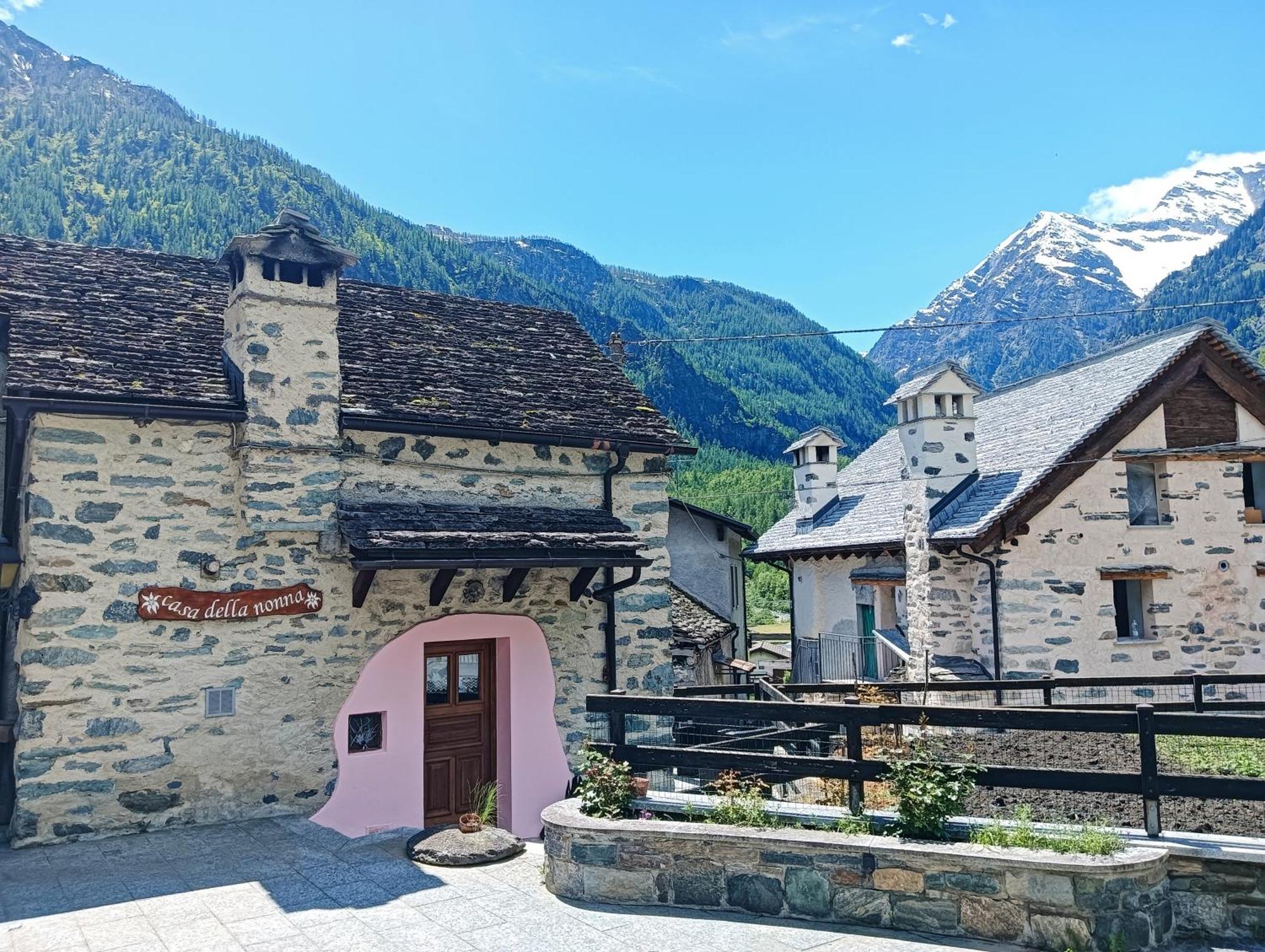 Casa Della Nonna Villa Antronapiana Exterior photo